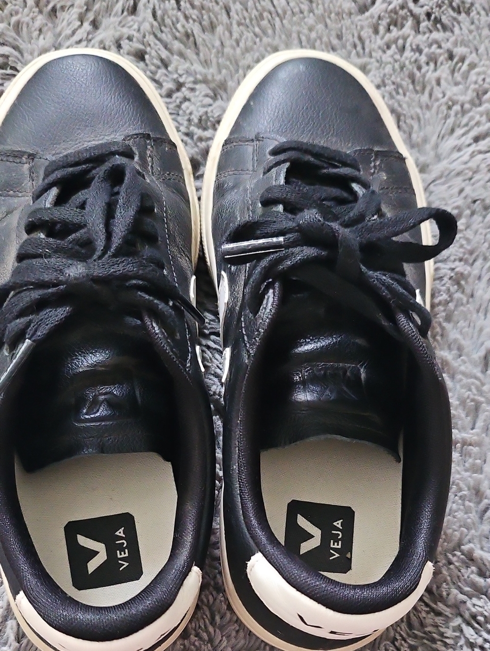 Veja Black Leather Low-Top Sneakers with Cream Sole